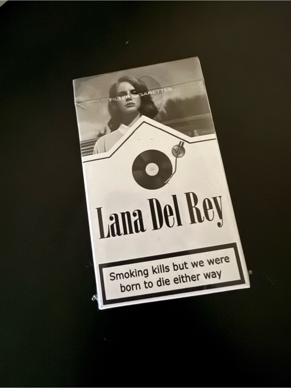 LANA DEL REY Born To Die Lipstick Set - White Collector Box - Picture 3 of 3